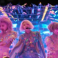 IDOL Live: Khoảnh Khắc Đáng Nhớ Của Ngôi Sao Nhạc Trẻ và Trải Nghiệm Hài Hước